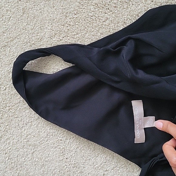 Black Silk Twisted Strap Tank Top - Picture 2 of 3